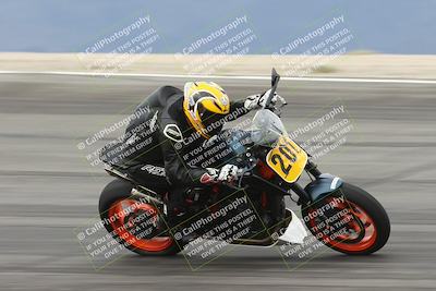 media/Nov-15-2025-Race Pace (Sat) [[8de605a2d8]]/Verified Riders/Bowl (1020am)/